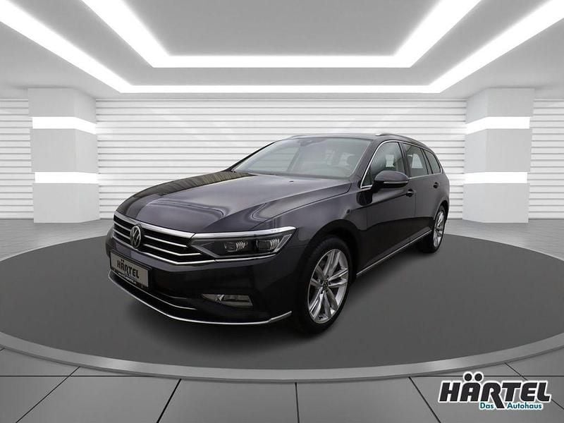 Gebraucht VW Passat Elegance 200 PS (147 kW) 2022 Mangangrau (grey), metallic Kombi