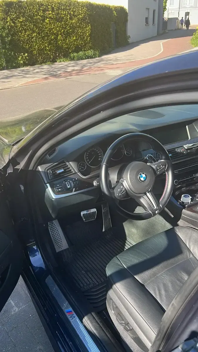 Käytetty BMW 535 M Performance 306 HP (225 kW) 2012 Sininen Sedan
