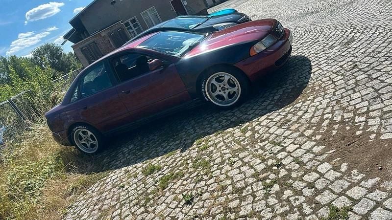 Gebraucht Audi A4 100 PS (73 kW) 1998 Rot Limousine