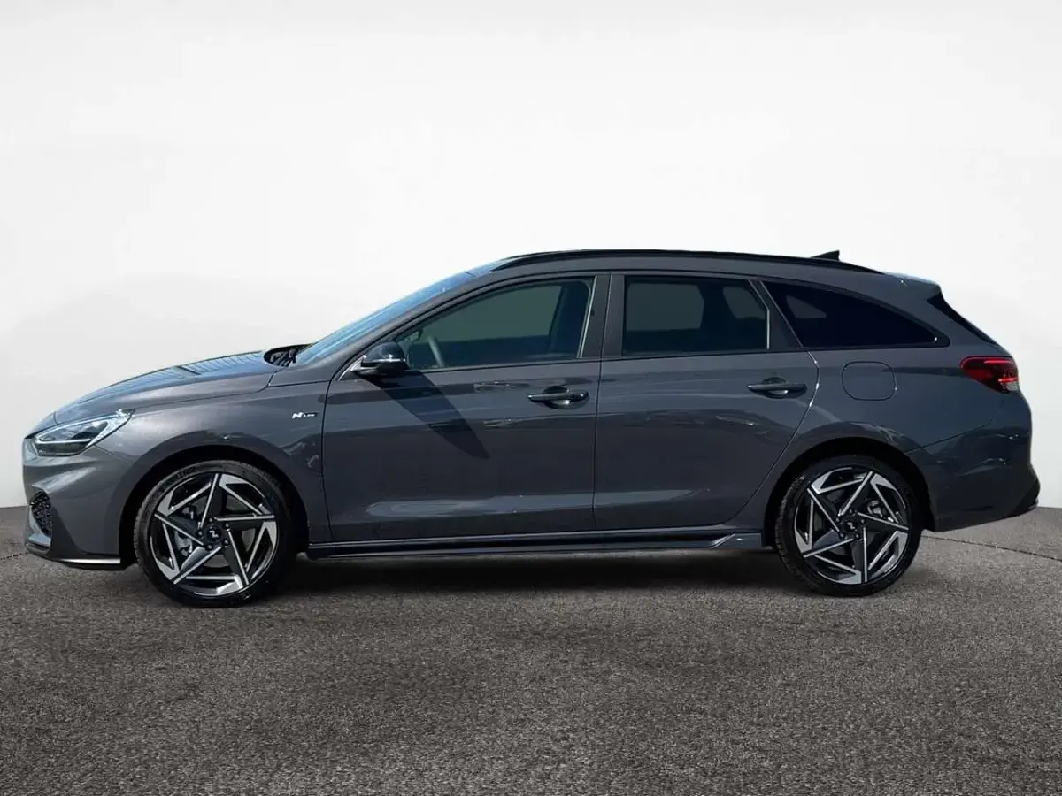 Neu Hyundai i30 N Line 150 PS (110 kW) 2026 Abyss black Kombi