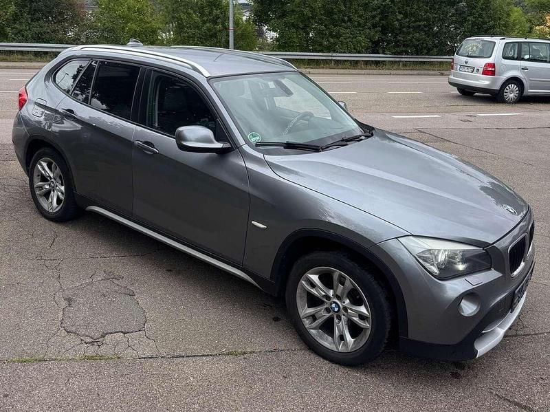 Graumet Gebraucht 2009 BMW X1 SUV | 5.900 € (Fairer Preis) - Bild 1/4