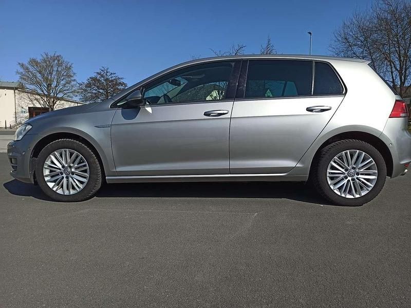 Gebraucht VW Golf VII Cup 110 PS (80 kW) 2014 Tungsten silver metallic Limousine