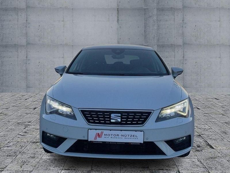 Gebraucht Seat Leon XCELLENCE 150 PS (110 kW) 2019 "nevada" weiss Limousine