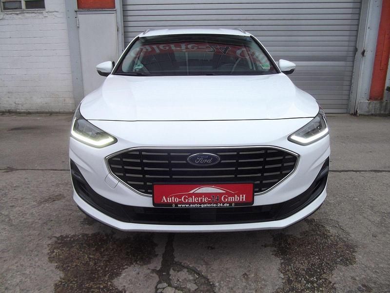 Gebraucht Ford Focus Titanium X 116 PS (85 kW) 2022 Weiß Kombi
