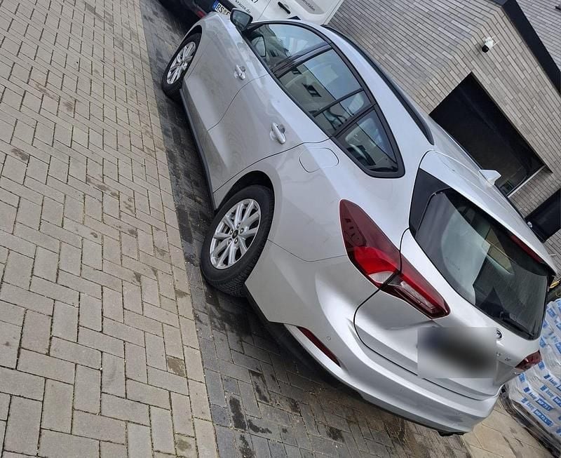 Gebraucht Ford Focus 120 PS (88 kW) 2022 Silber Kombi