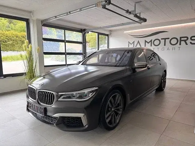 Gebraucht BMW M760 Performance 609 PS (447 kW) 2017 Grau Limousine