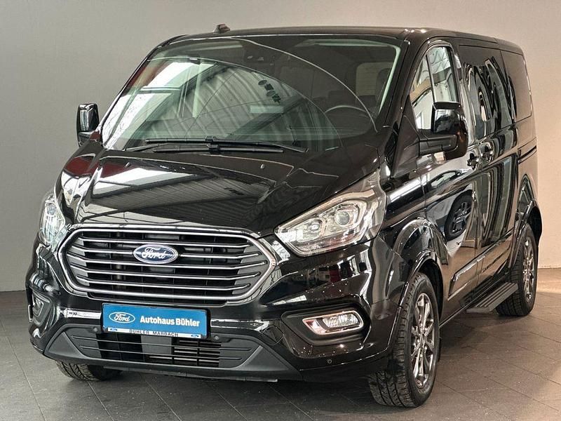 Gebraucht Ford Tourneo Titanium 185 PS (136 kW) 2019 Schwarz Van / Kleinbus