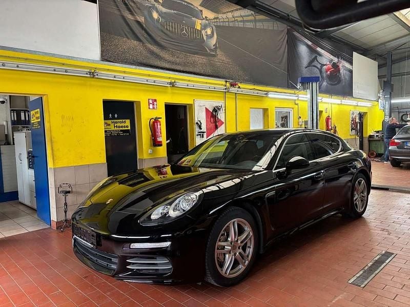 Gebraucht Porsche Panamera 4S 420 PS (308 kW) 2014 Schwarz Limousine