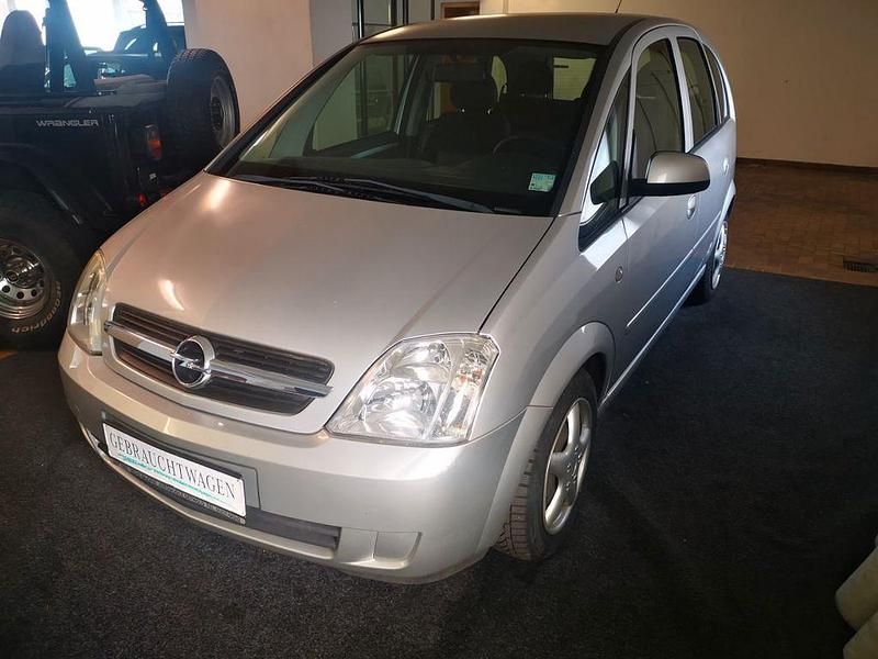 Silber Gebraucht 2005 Opel Meriva Edition Van / Kleinbus | 3.900 € (Fairer Preis) - Bild 1/4