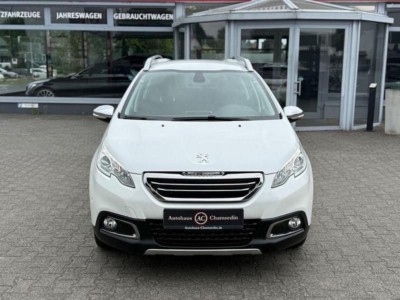 Weiss perlglänzend Gebraucht 2014 Peugeot 2008 Allure SUV | 10.599 € (Guter Preis) - Bild 1/4
