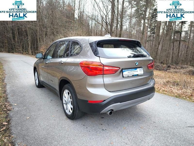Gebraucht BMW X1 Advantage 140 PS (102 kW) 2017 Gold SUV