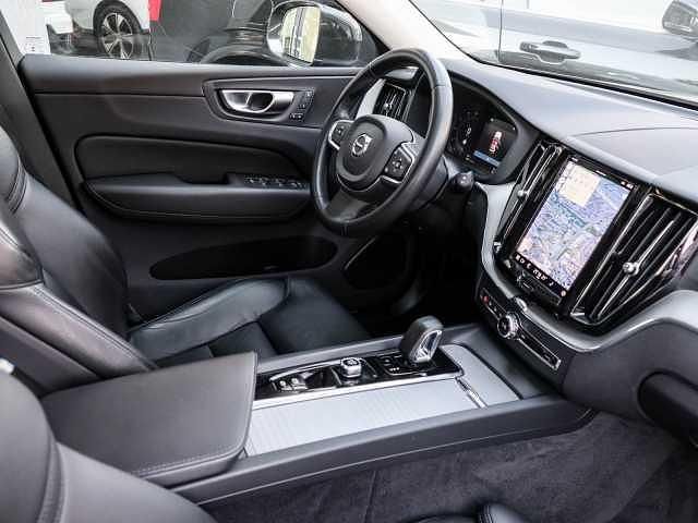 Gebraucht Volvo XC60 Core 349 PS (256 kW) 2023 Grau SUV