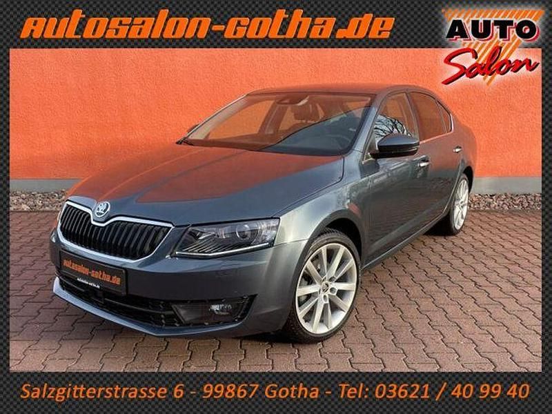 Gebraucht Skoda Octavia Style 150 PS (110 kW) 2016 Grau Limousine