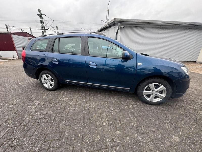 Gebraucht Dacia Logan 90 PS (66 kW) 2017 Blau Kombi