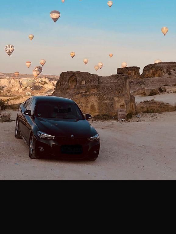 Schwarz Gebraucht 2017 BMW 330 Gran Turismo Sport Line Limousine | 22.500 € (Teuer) - Bild 1/4