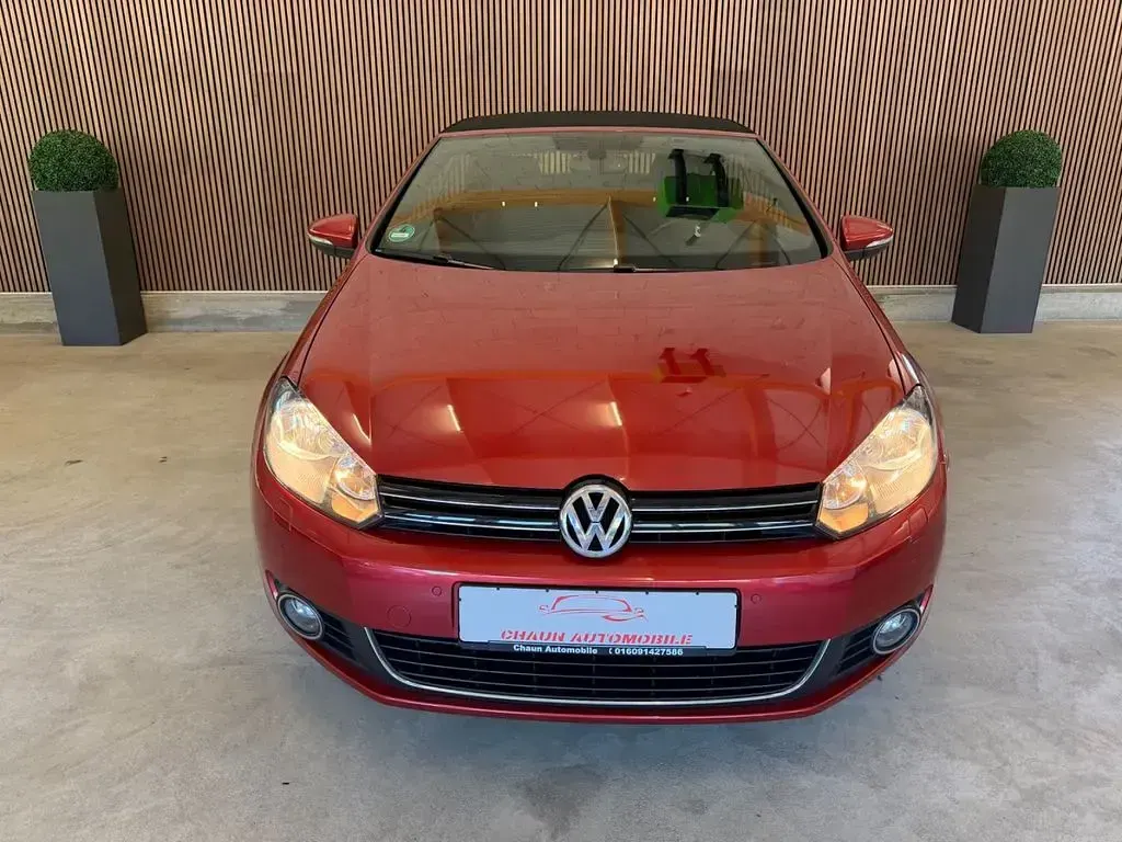 Gebraucht VW Golf Cabriolet Cup 105 PS (77 kW) 2015 Rot Cabrio