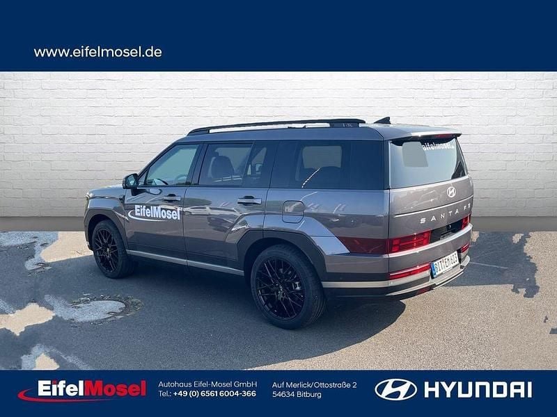 Gebraucht Hyundai Santa Fe Intro Edition 215 PS (158 kW) 2025 Magnetic grey / met SUV