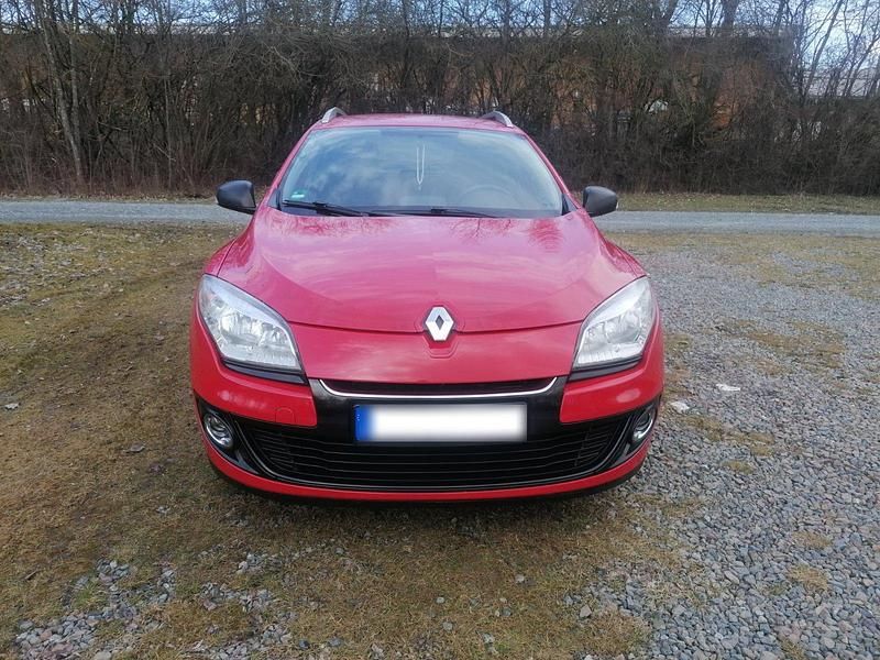 Gebraucht Renault Mégane III 110 PS (80 kW) 2012 Kombi