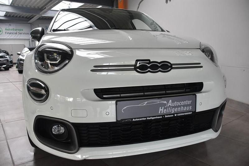 Weiß Gebraucht 2024 Fiat 500X SUV | 20.280 € (Etwas zu teuer) - Bild 1/4