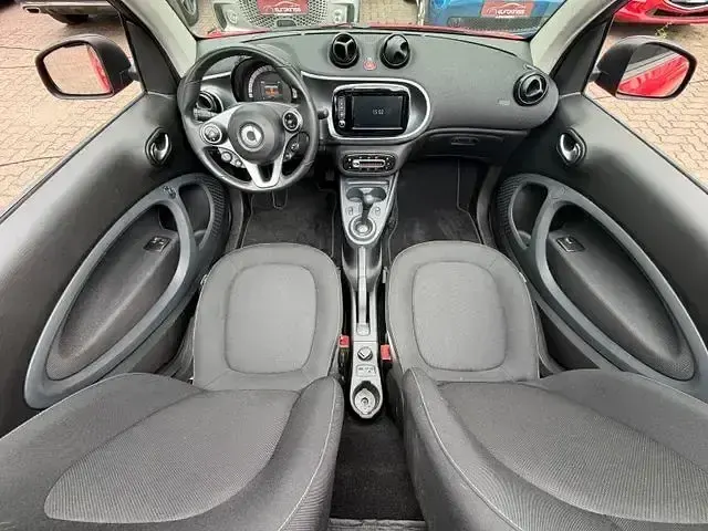 Gebraucht Smart ForTwo Cabrio Passion 71 PS (52 kW) 2018 Schwarz Cabrio