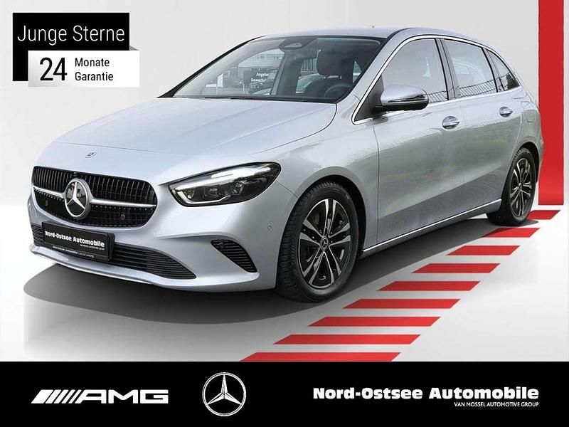 Metalliclack hightechsilber Gebraucht 2024 Mercedes B200 Progressive Van / Kleinbus | 34.790 € (Teuer) - Bild 1/4