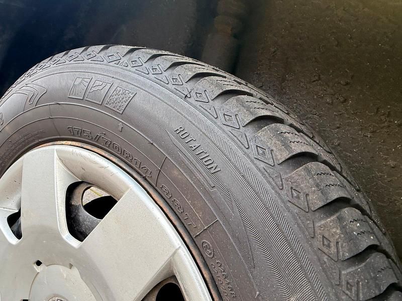 Gebraucht Skoda Fabia 60 PS (44 kW) 2015 Gelb Kleinwagen