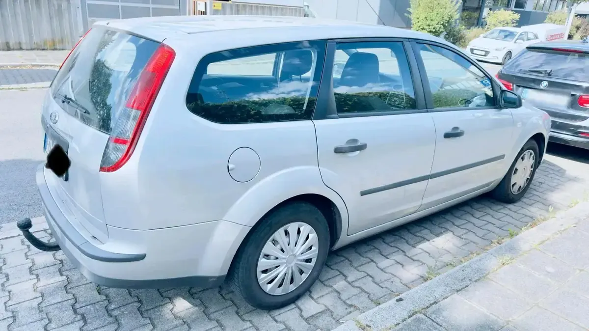 Gebraucht Ford Focus 125 PS (91 kW) 2006 Silber Kombi