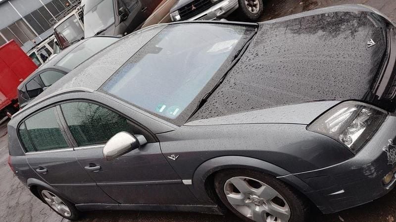 Gebraucht Opel Signum 150 PS (110 kW) 2005 Grau Kleinwagen