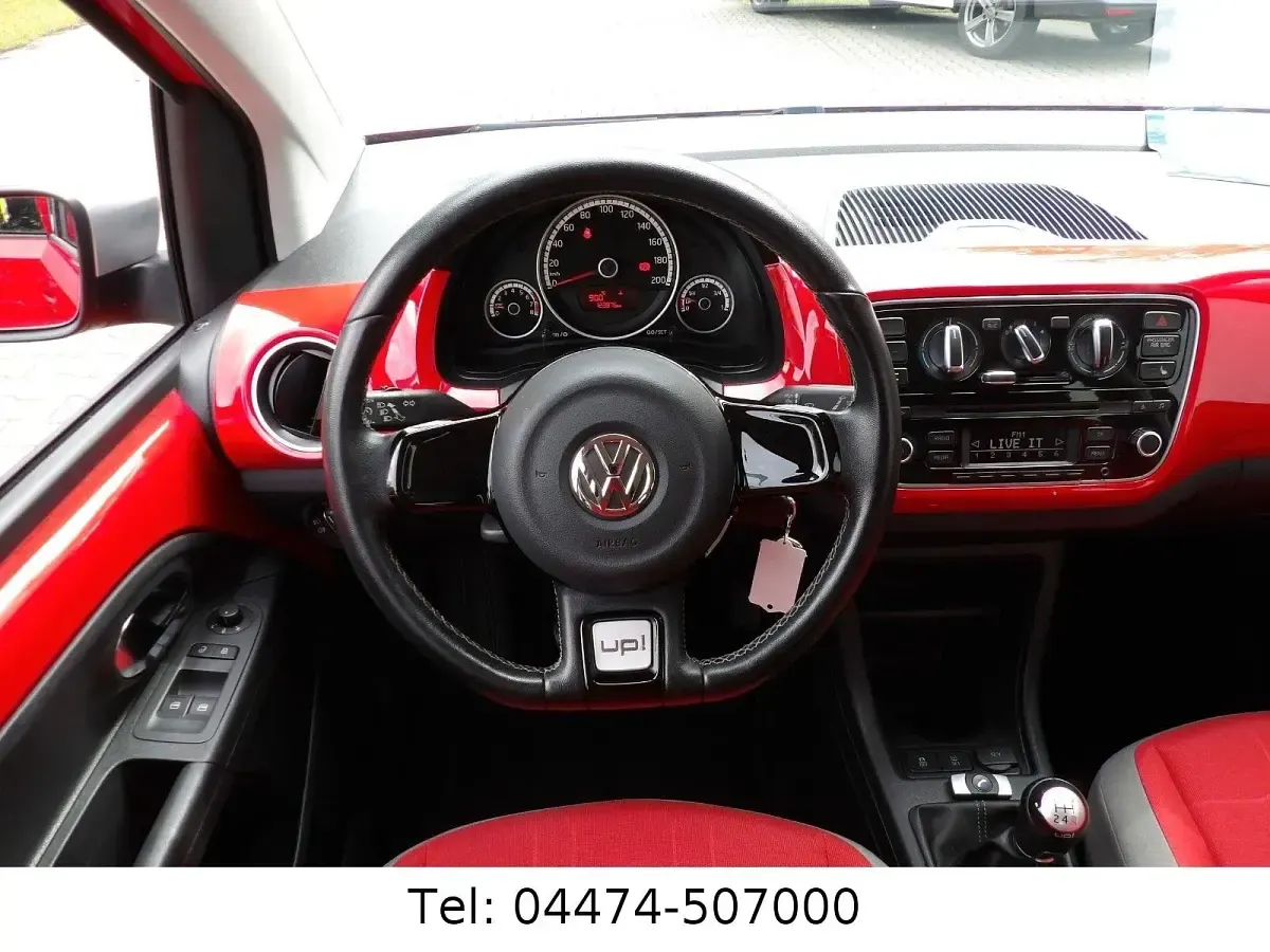 Gebraucht VW cross up! 75 PS (55 kW) 2016 Rot Kleinwagen