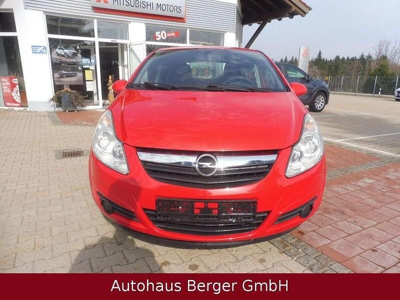 Gebraucht Opel Corsa Selection 60 PS (44 kW) 2009 Rot Kleinwagen