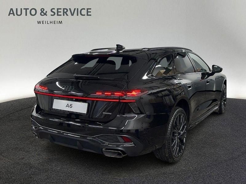 Neu Audi A6 Edition .1 252 PS (185 kW) 2026 Schwarz Kombi
