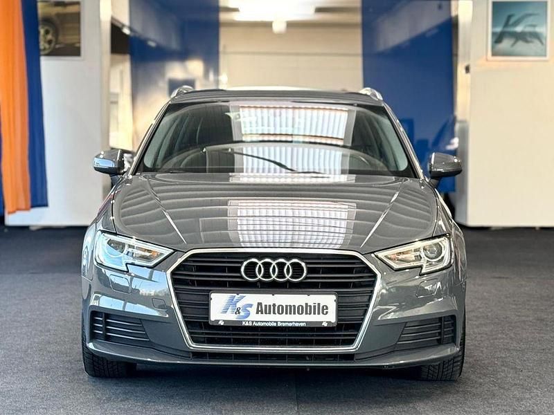 Usata Audi A3 116 CV (85 kW) 2019 Grigio Berlina