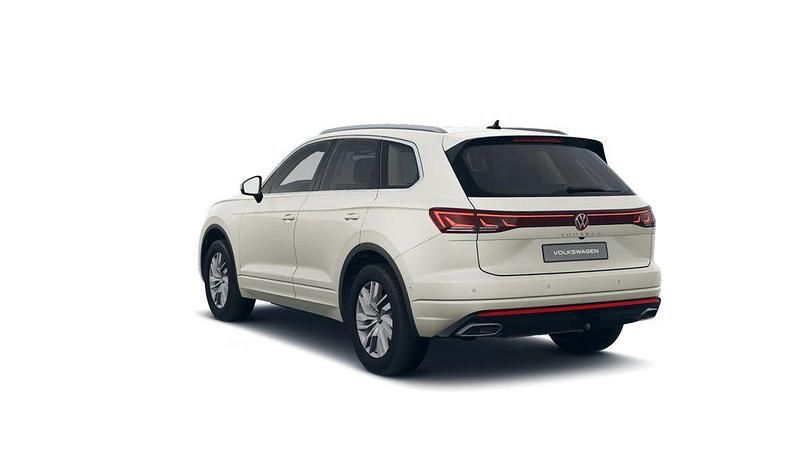Gebraucht VW Touareg Elegance 231 PS (169 kW) 2025 Sechura beige metallic SUV