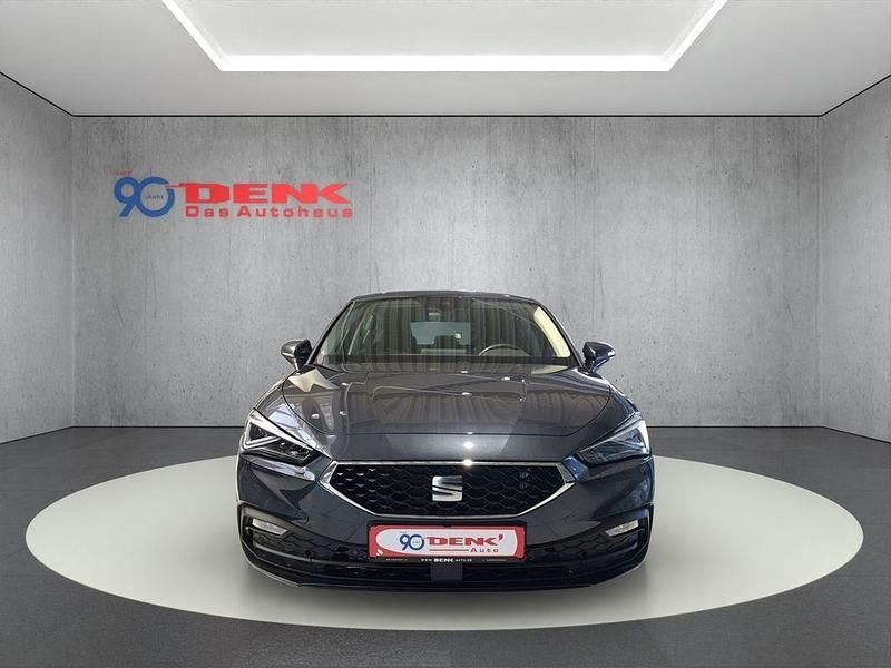 Gebraucht Seat Leon Style 116 PS (85 kW) 2024 Magnetic grau metallic Limousine