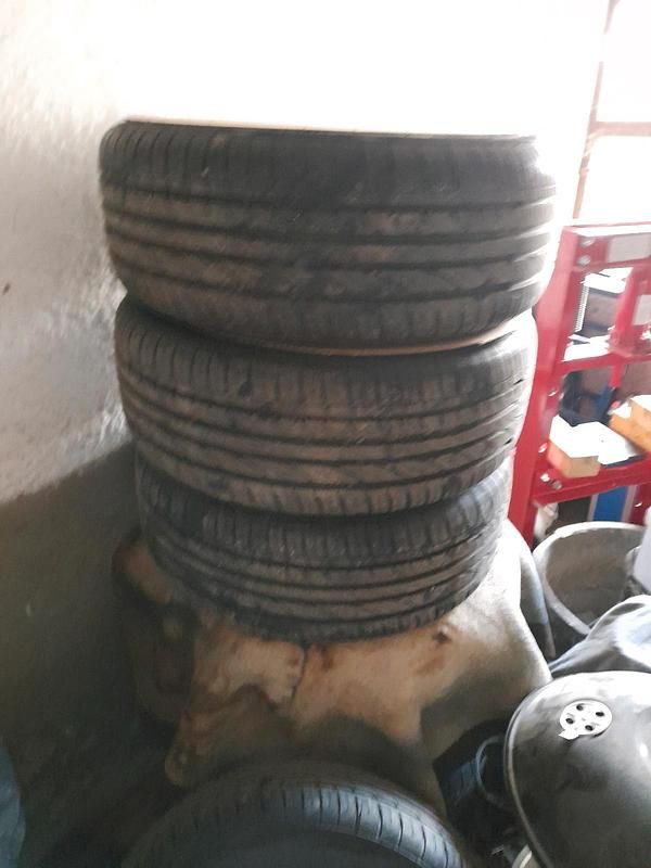 Blau Gebraucht 2005 Mercedes B200 Van / Kleinbus | 3.800 € (Etwas zu teuer) - Bild 1/4