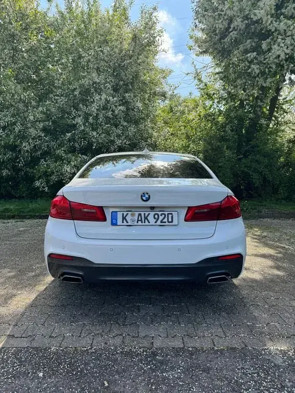Gebraucht BMW 540 Performance 340 PS (250 kW) 2018 Weiß Limousine