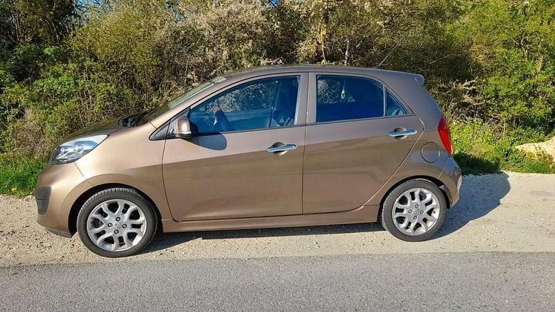 Occasion Kia Picanto Edition 7 69 ch (50 kW) 2012 Marron Citadine