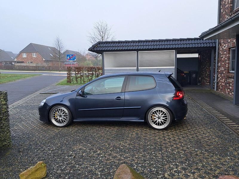 Gebraucht VW Golf GTI 230 PS (169 kW) 2008 Blau Coupé