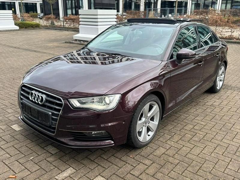 Gebraucht Audi A3 Ambition 125 PS (91 kW) 2014 Violet Limousine