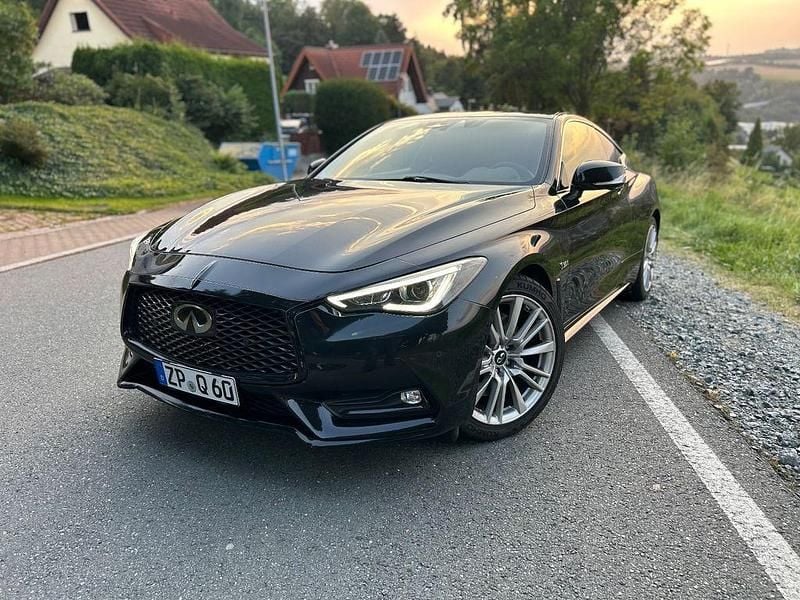 Schwarz Gebraucht 2017 Infiniti Q60 Sport Tech Coupé | 27.999 € - Bild 1/4
