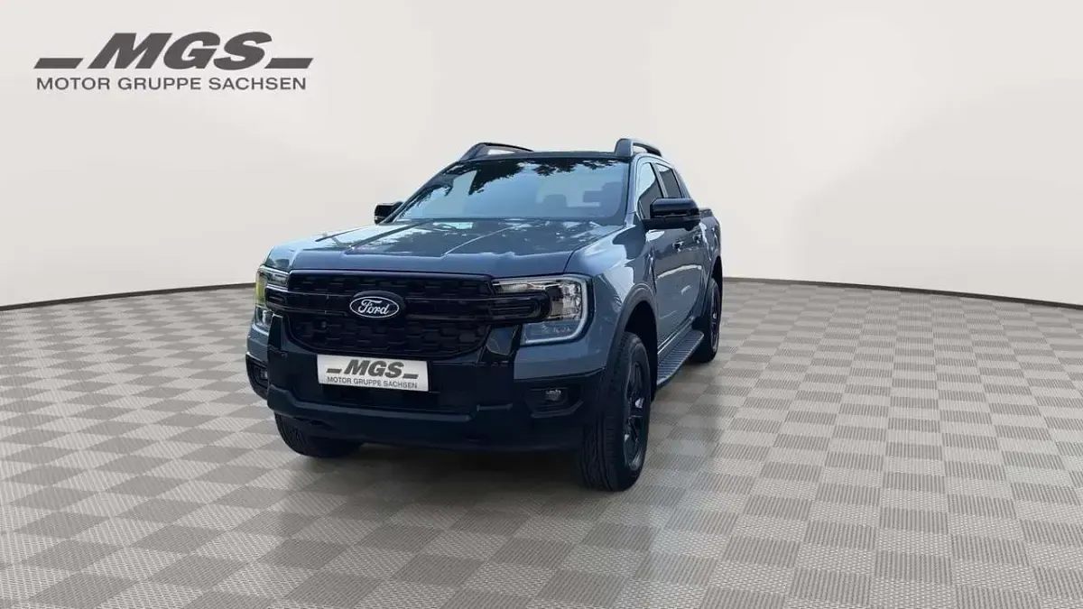 Neu Ford Ranger Limited 179 PS (131 kW) 2026 Command grey Pickup