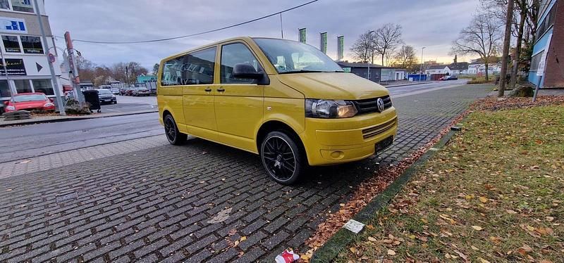 Gebraucht VW Transporter 114 PS (83 kW) 2014 Gold Van