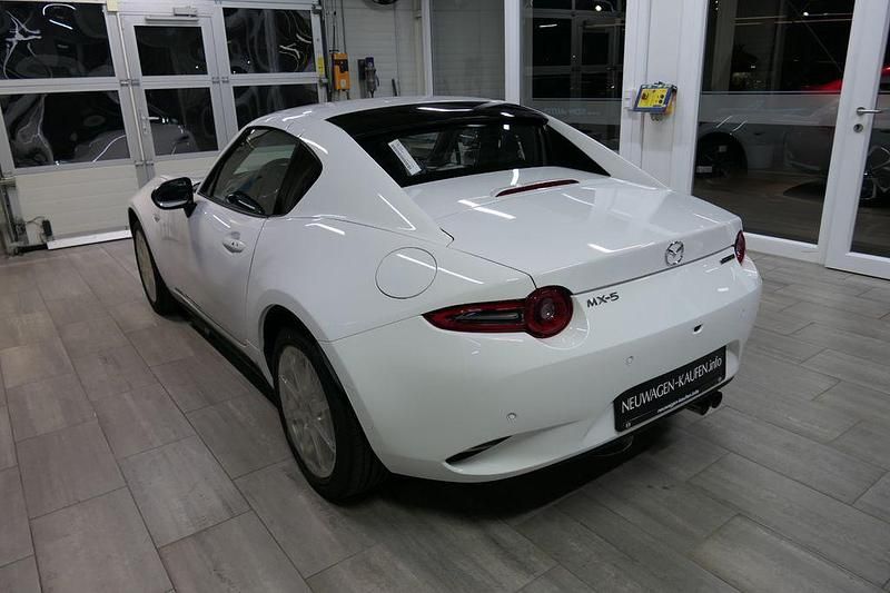 Neu Mazda MX5 Exclusive 132 PS (97 kW) 2025 Weiß Cabrio