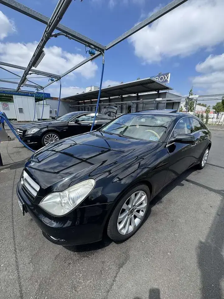 Gebraucht Mercedes CLS320 224 PS (164 kW) 2008 Schwarz Coupé