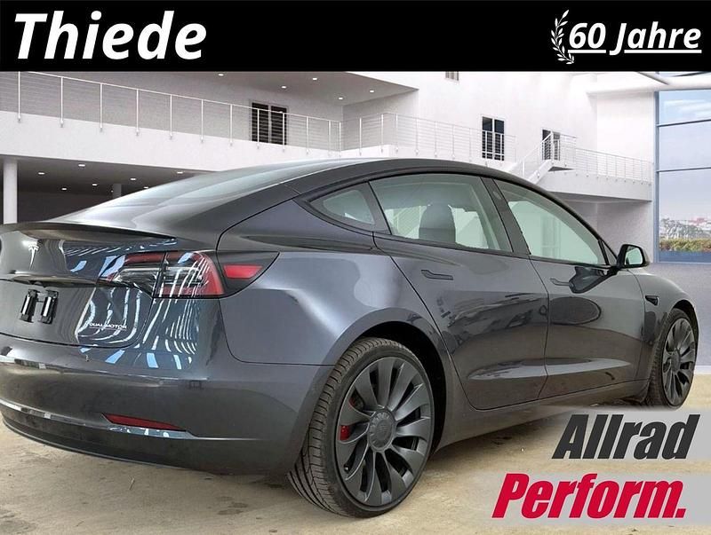 Gebraucht Tesla Model 3 Performance 377 kW (513 PS) 2022 Grau metallic Limousine
