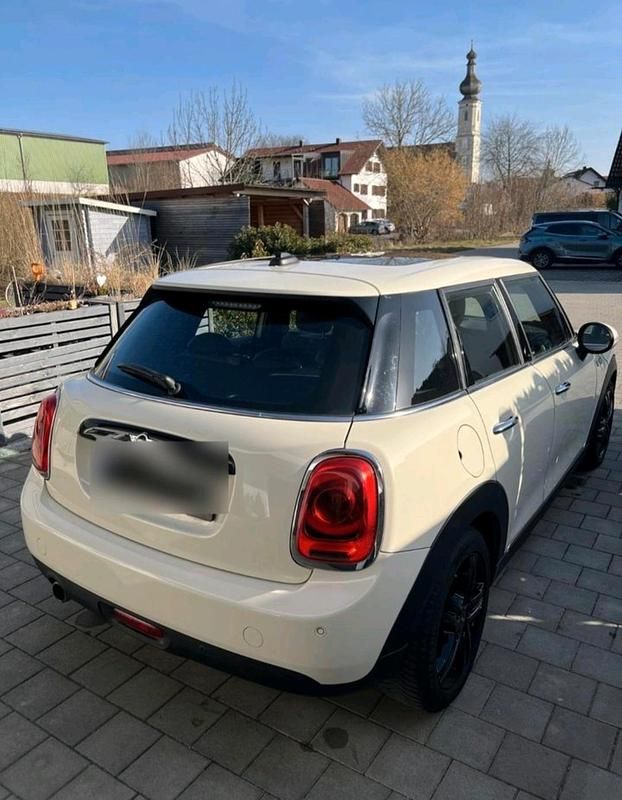 Second-hand Mini Cooper 2018 Alb Hatchback