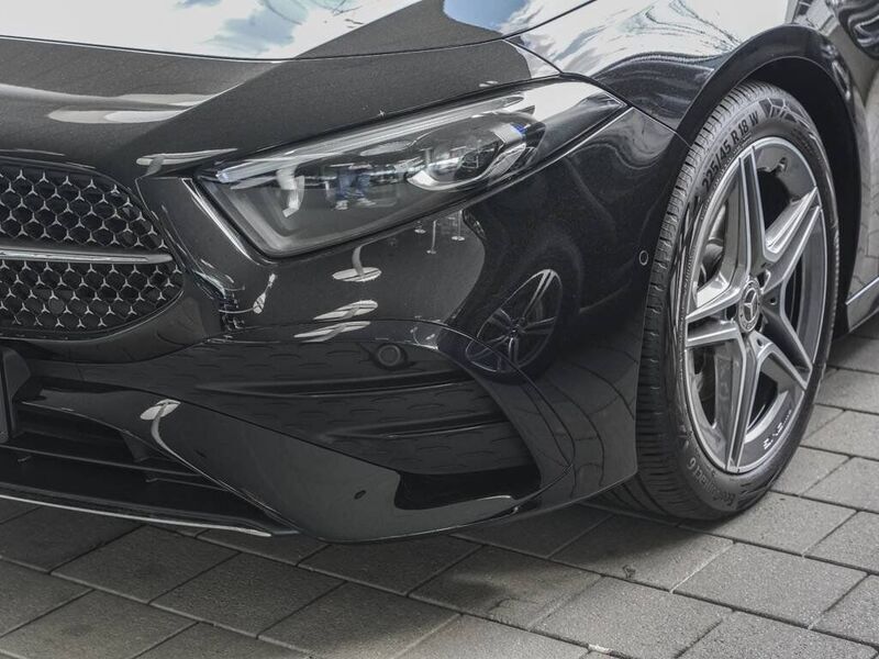 Gebraucht Mercedes A200 AMG 150 PS (110 kW) 2024 Schwarz Limousine