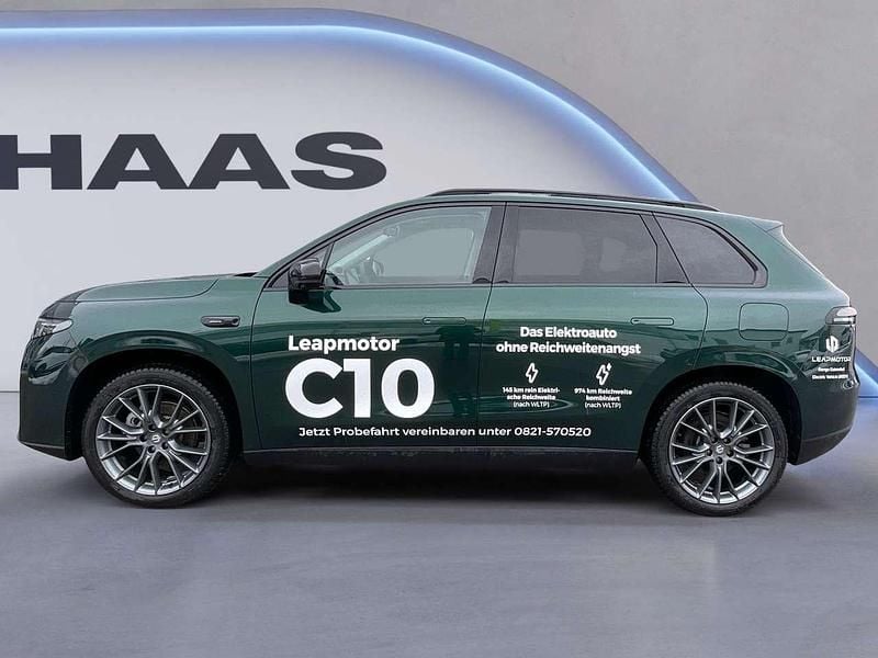 Neu Leapmotor C10 160 kW (218 PS) 2025 Glazed green SUV