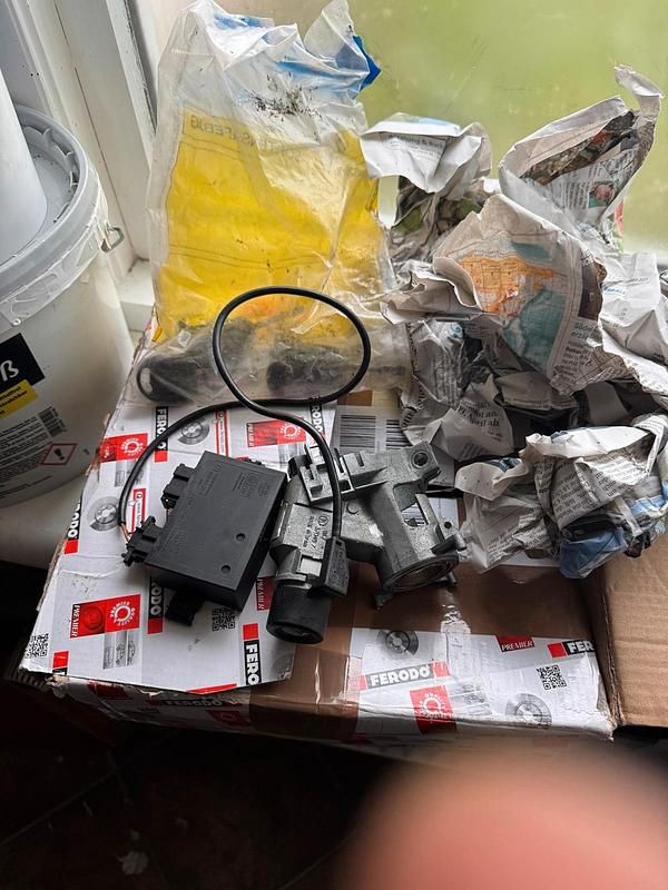 Gebraucht VW Lupo 61 PS (44 kW) 2002 Rot Kleinwagen