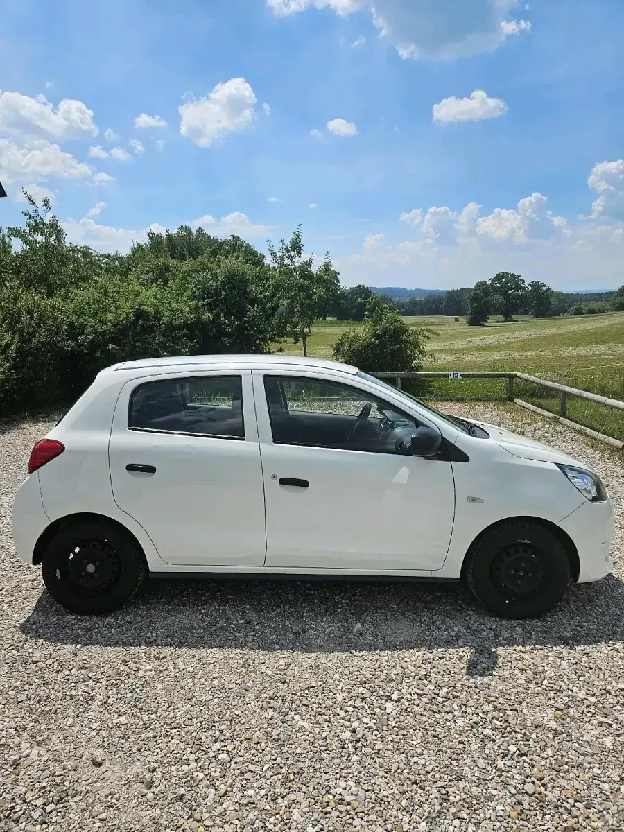 Gebraucht Mitsubishi Space Star 71 PS (52 kW) 2014 Weiß Van / Kleinbus